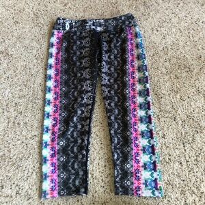 Prana Roxanne Gray & Multi-Colored Stripe Capris Size Small
